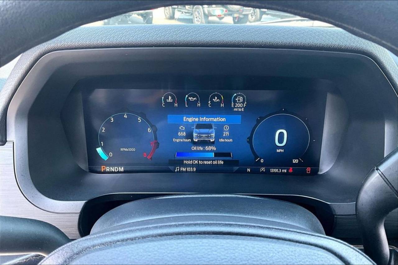 2025 Ford F-150 STX - Photo 20