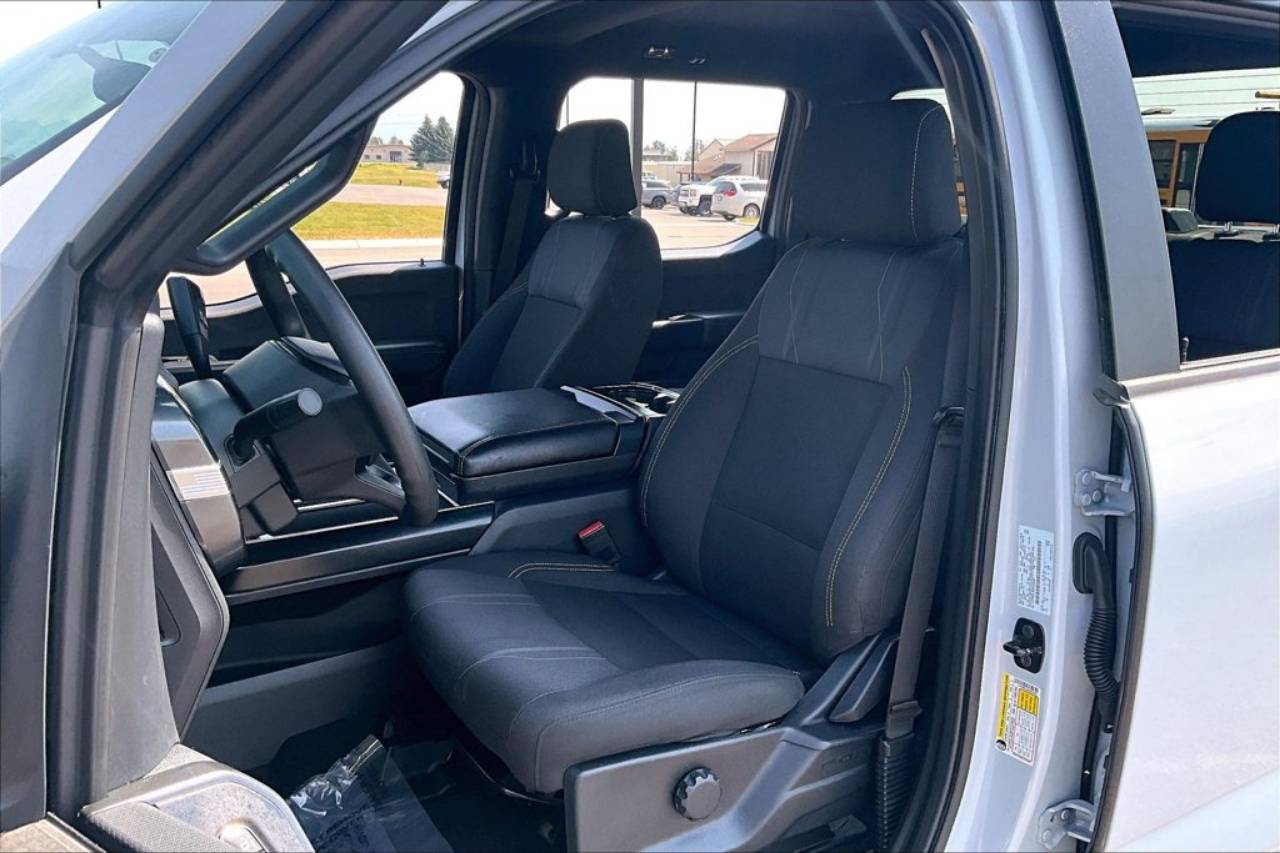 2025 Ford F-150 STX - Photo 25