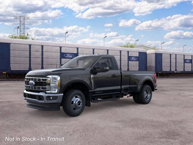 2026 Ford Super Duty F-350 DRW XLT