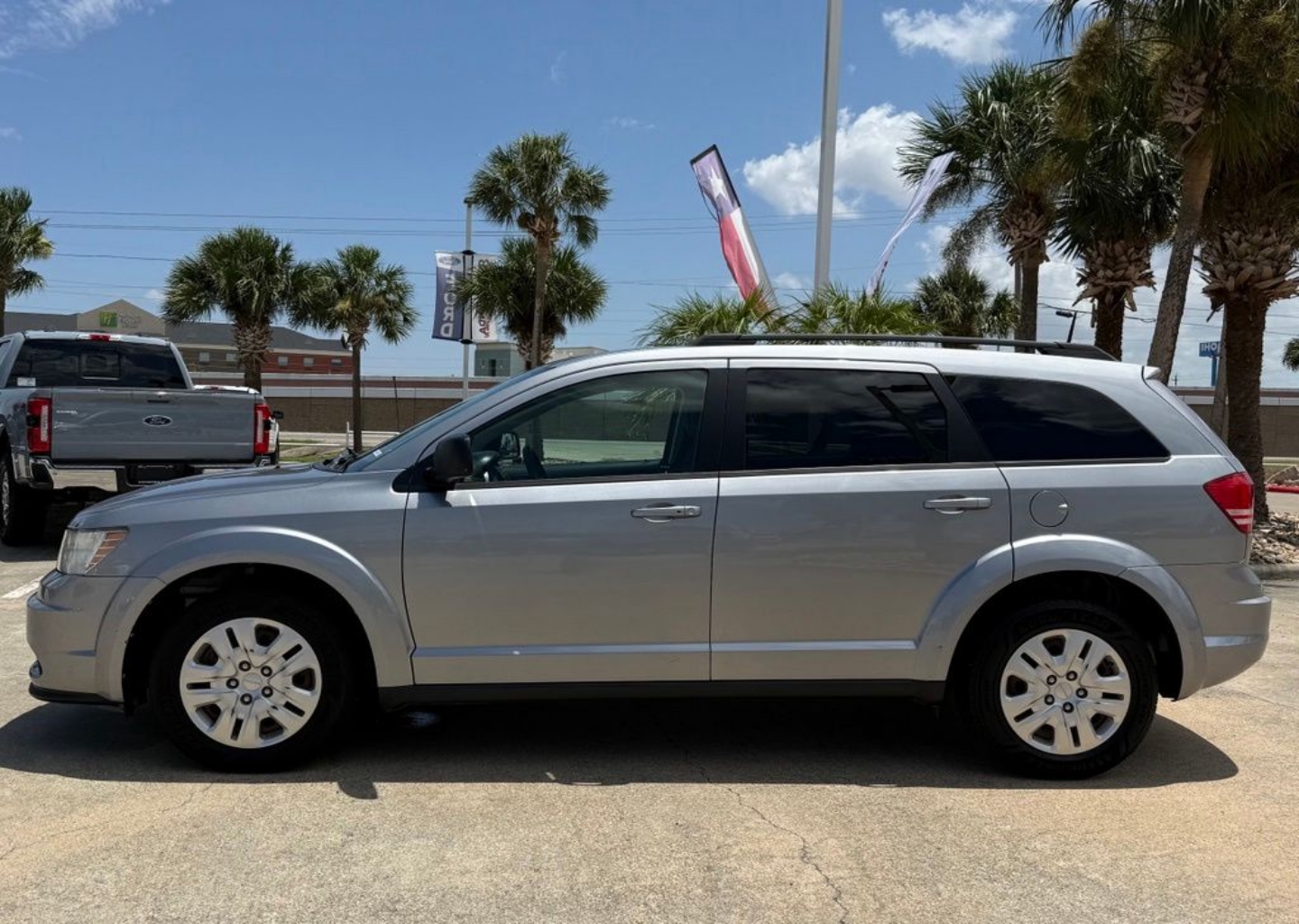 Used 2018 Dodge Journey SE with VIN 3C4PDCAB6JT496513 for sale in Kingsville, TX