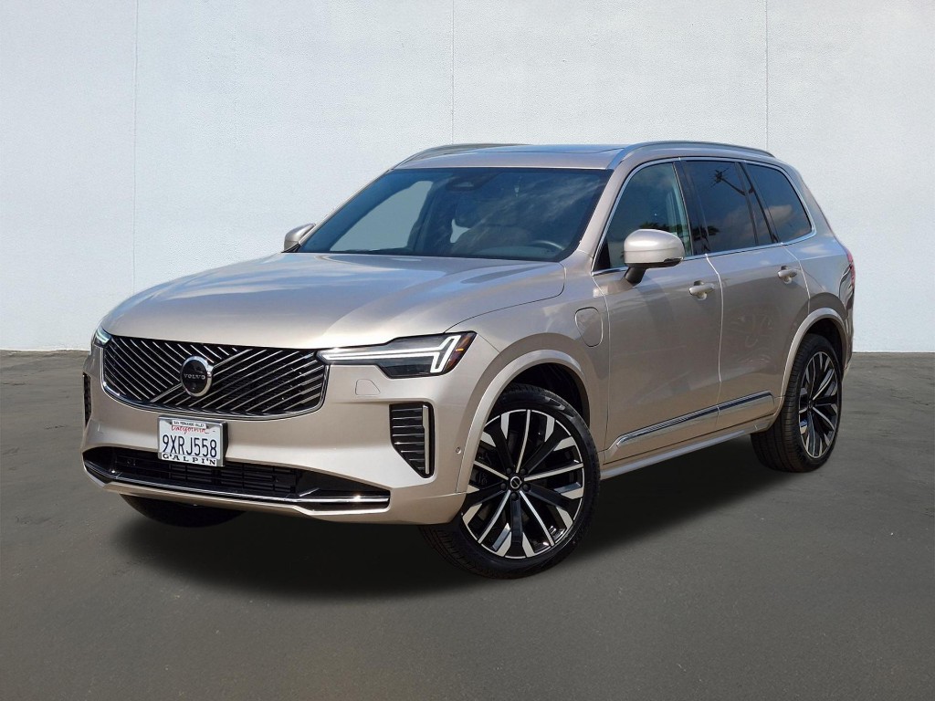 2026 Volvo XC90 Recharge Plug-In Hybrid Plus, T8 AWD, Electric/Gasoline, Bright, 7 Seats