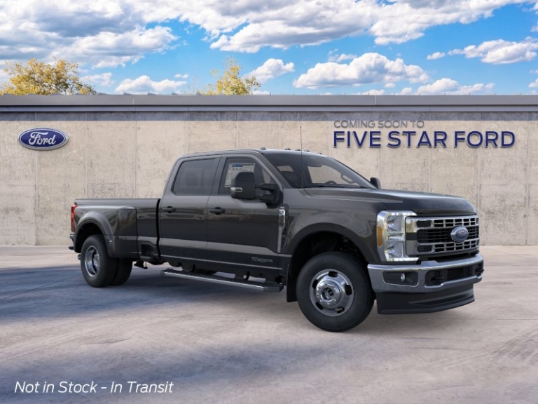 2026 Ford Super Duty F-350 DRW XLT