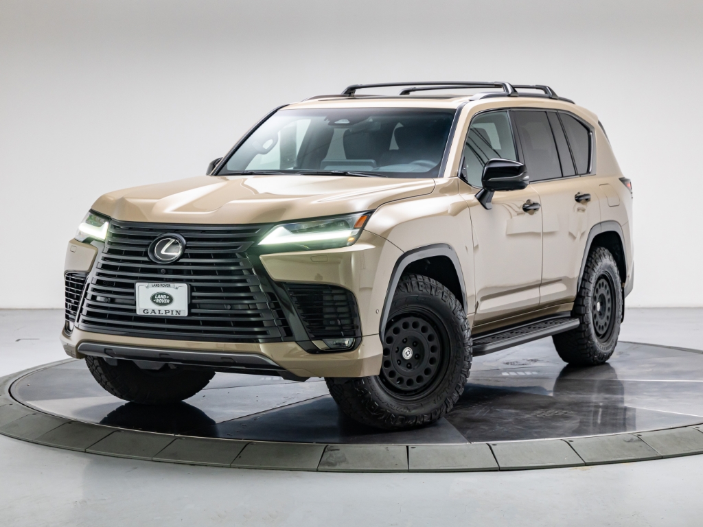 2025 Lexus LX-Series Overtrail