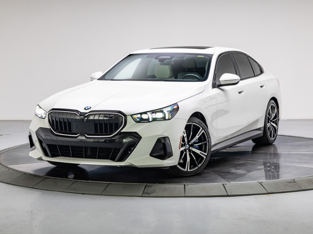 2024 BMW 5-Series xDrive