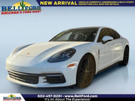 2018 Porsche Panamera 4