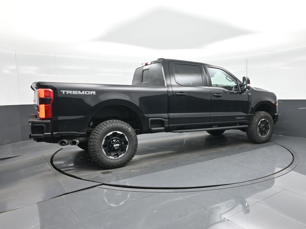 2026 Ford F-250 Super Duty Platinum - Photo 9