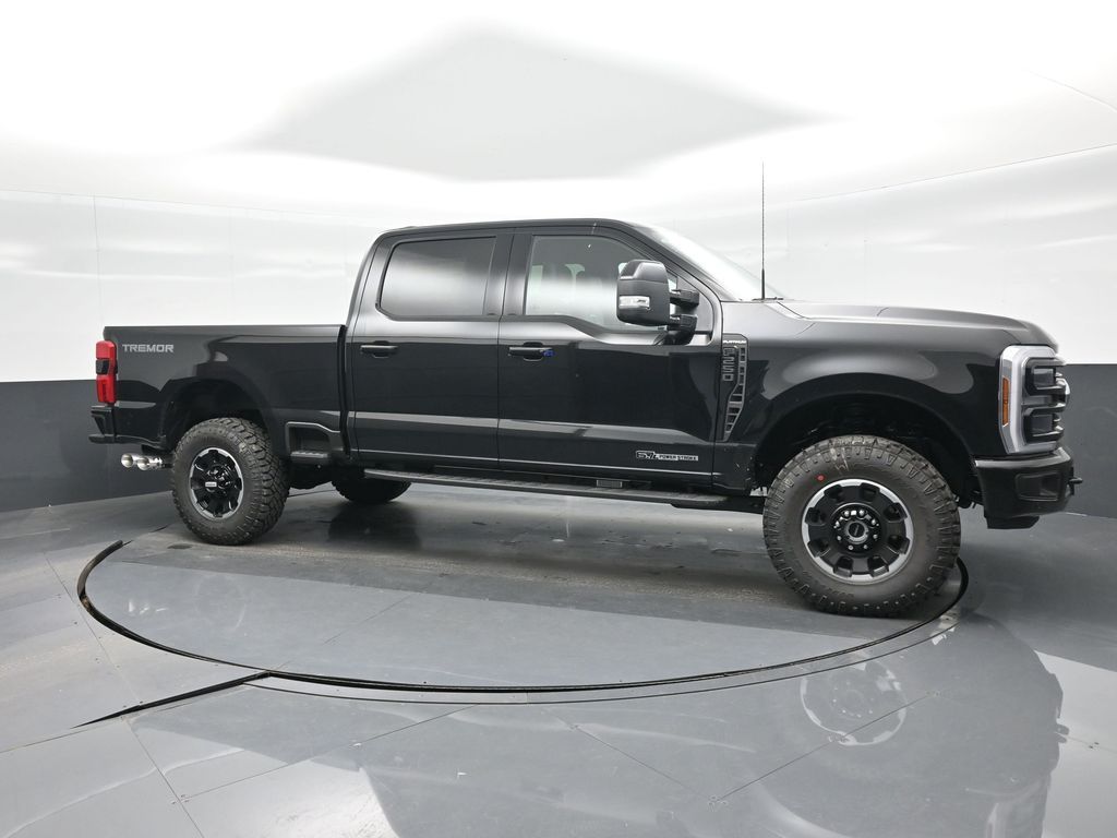 2026 Ford F-250 Super Duty Platinum - Photo 10