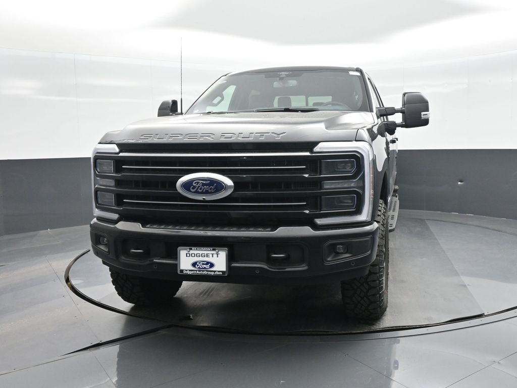 2026 Ford F-250 Super Duty Platinum - Photo 17