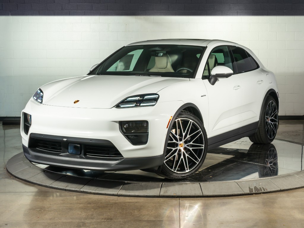 2026 Porsche Macan EV EV