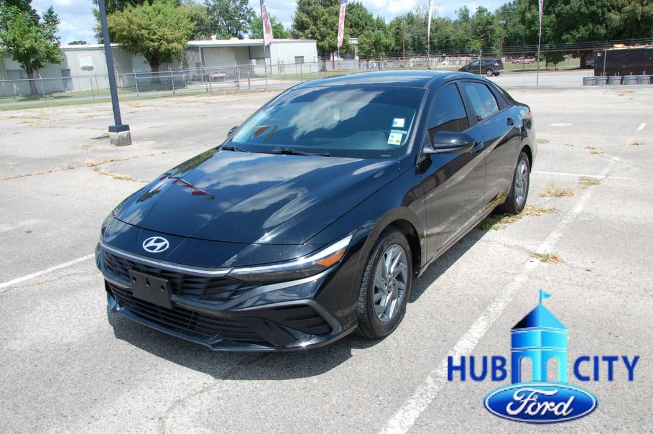 2024 Hyundai Elantra