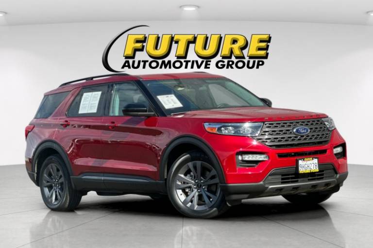 2023 Ford Explorer XLT