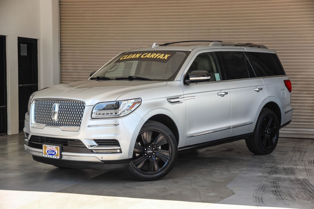 2019 Lincoln Navigator Select
