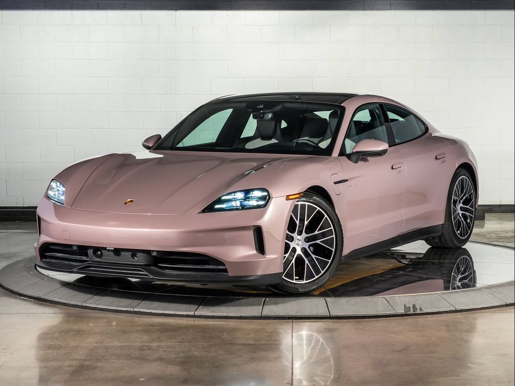 2025 Porsche Taycan 4