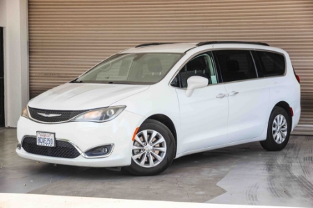 2017 Chrysler Pacifica Touring L