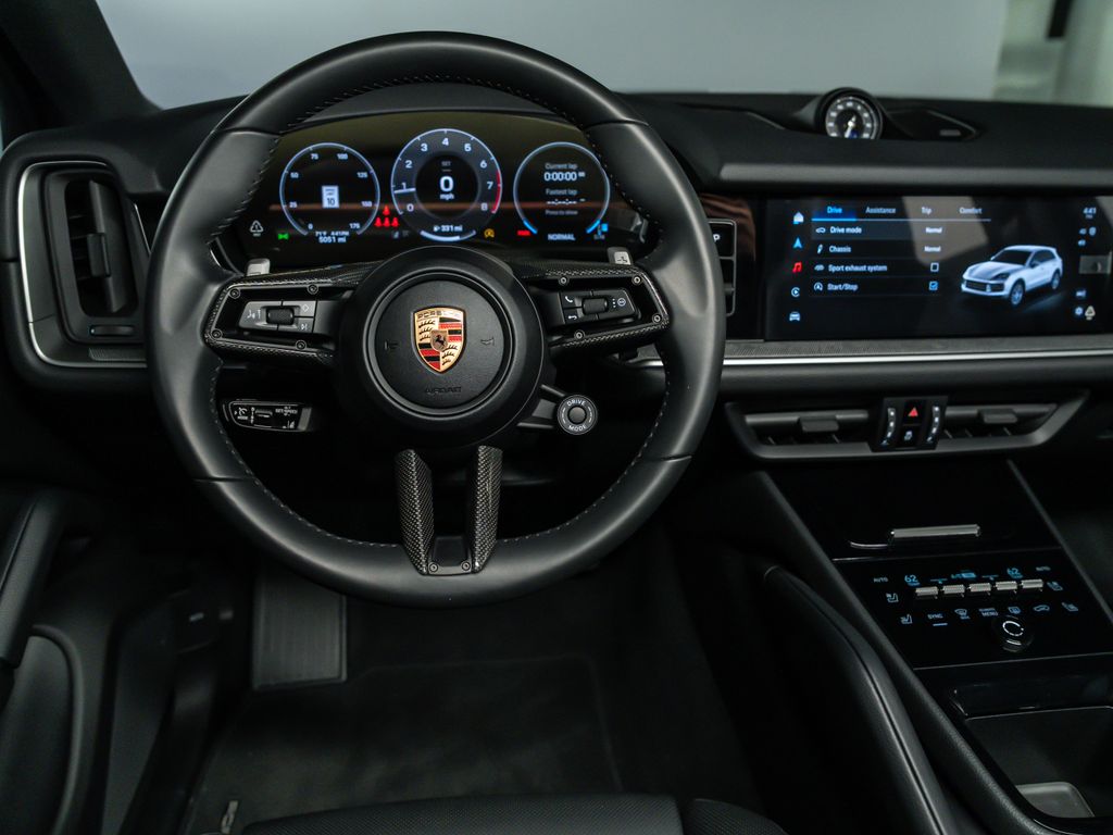2025 Porsche Cayenne Base - Photo 15