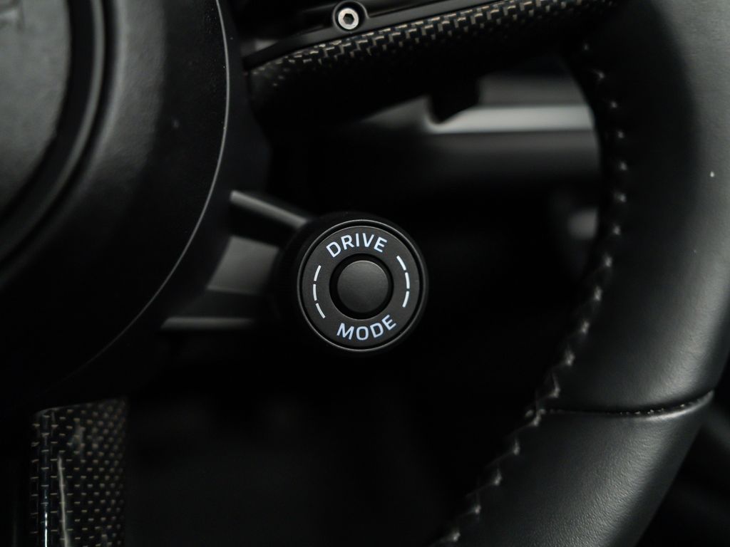 2025 Porsche Cayenne Base - Photo 16
