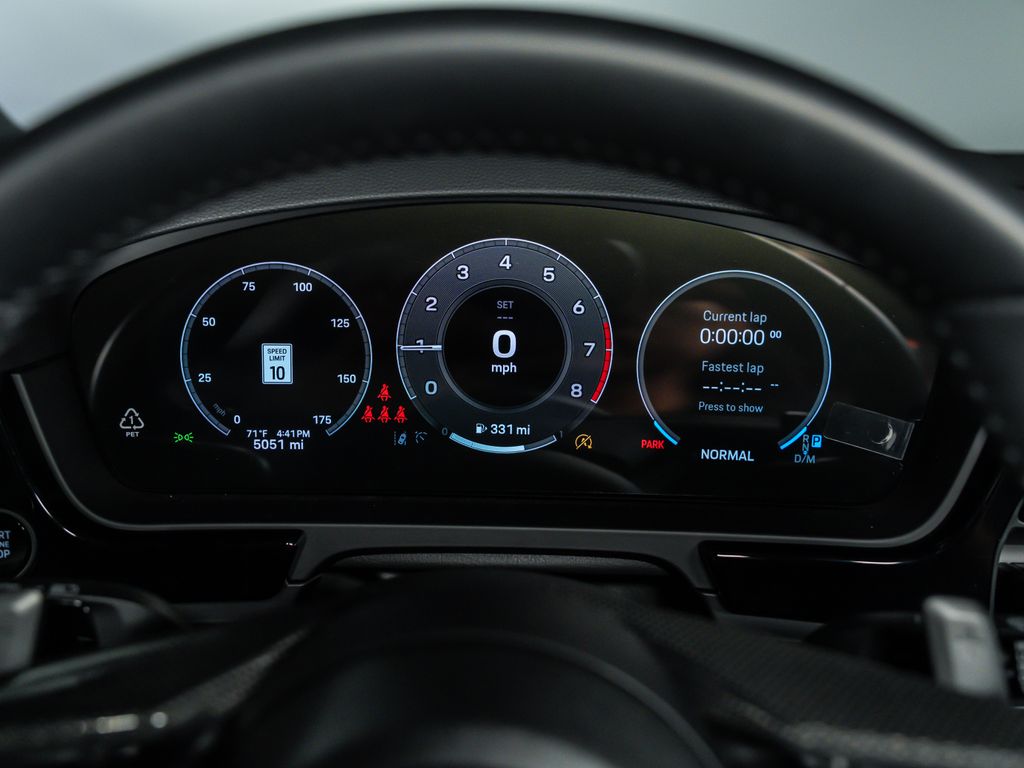 2025 Porsche Cayenne Base - Photo 22