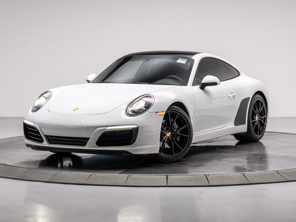 2018 Porsche 911 Carrera