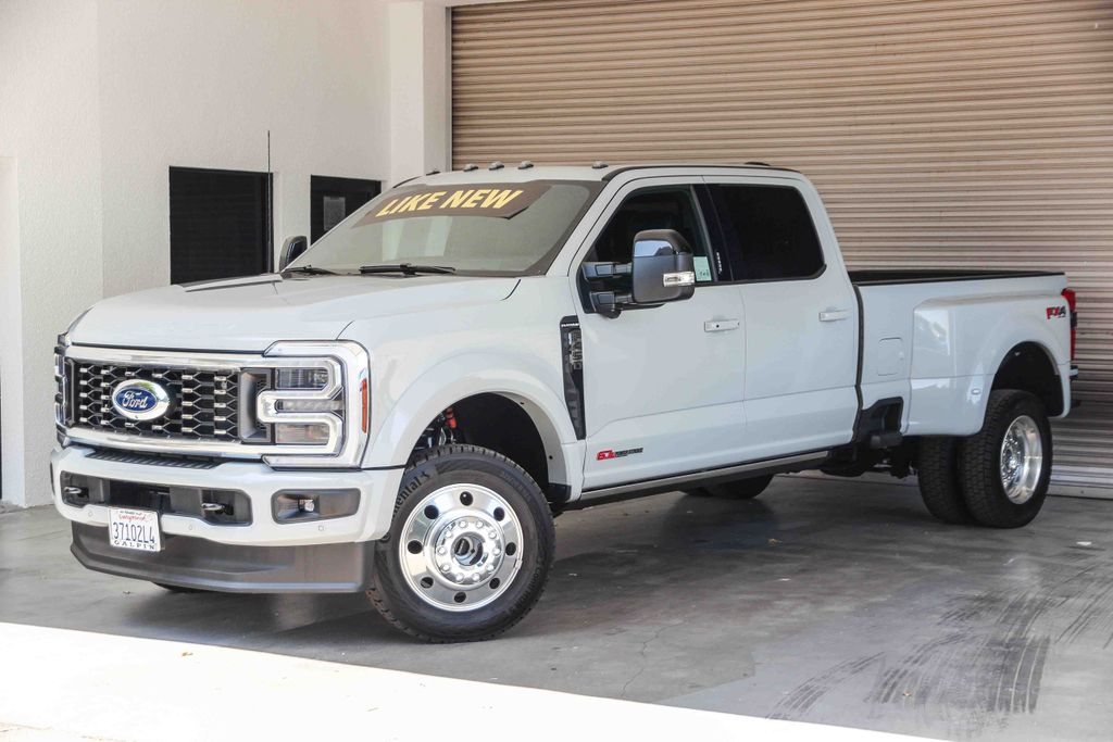 2026 Ford F-450SD Platinum