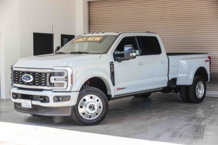2026 Ford F-450SD Platinum