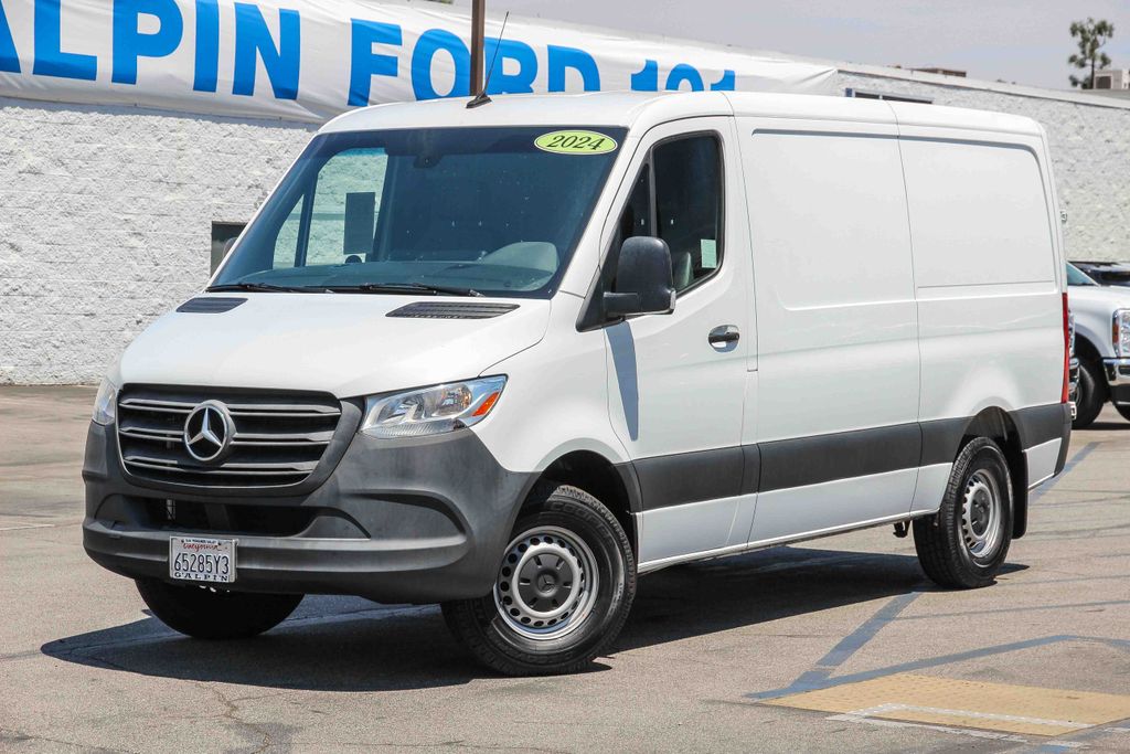 2024 Mercedes-Benz Sprinter 2500 Cargo 144 WB