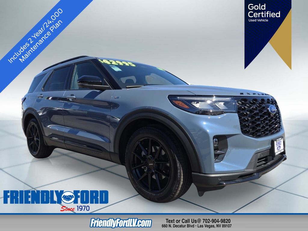 2025 Ford Explorer ST-Line