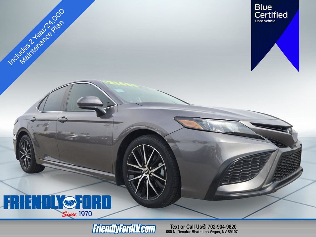 2021 Toyota Camry SE