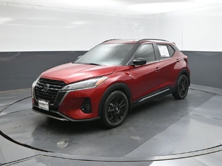 2021 Nissan Kicks SR