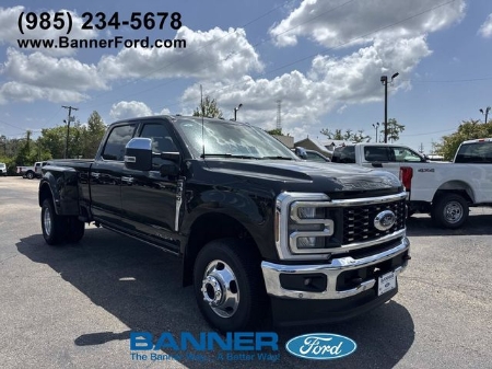 2026 Ford Super Duty F-350 Lariat