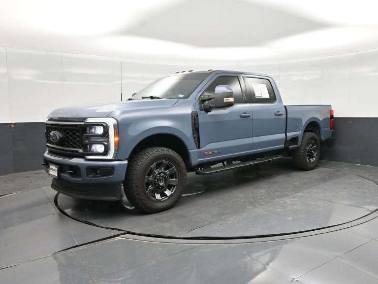 2023 Ford Super Duty F-250 SRW LARIAT