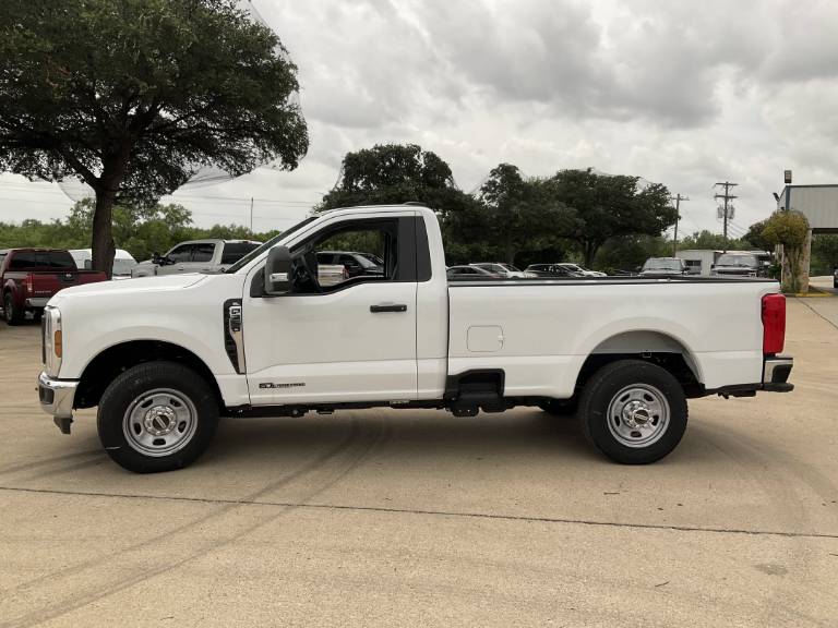2026 Ford Super Duty F-350 SRW XL