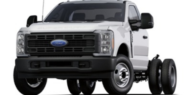 2027 Ford Super Duty F-350 DRW XL