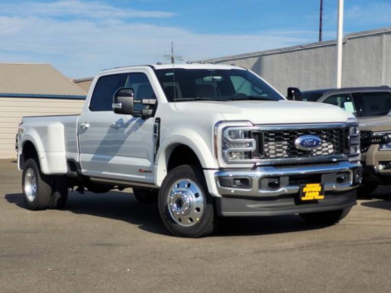 2026 Ford F-450SD LARIAT