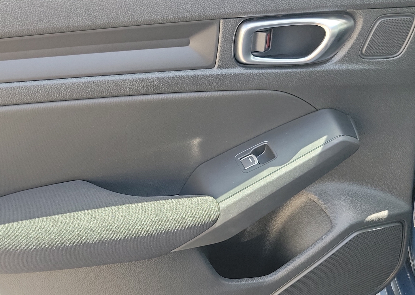 2026 Honda Civic LX - Photo 14