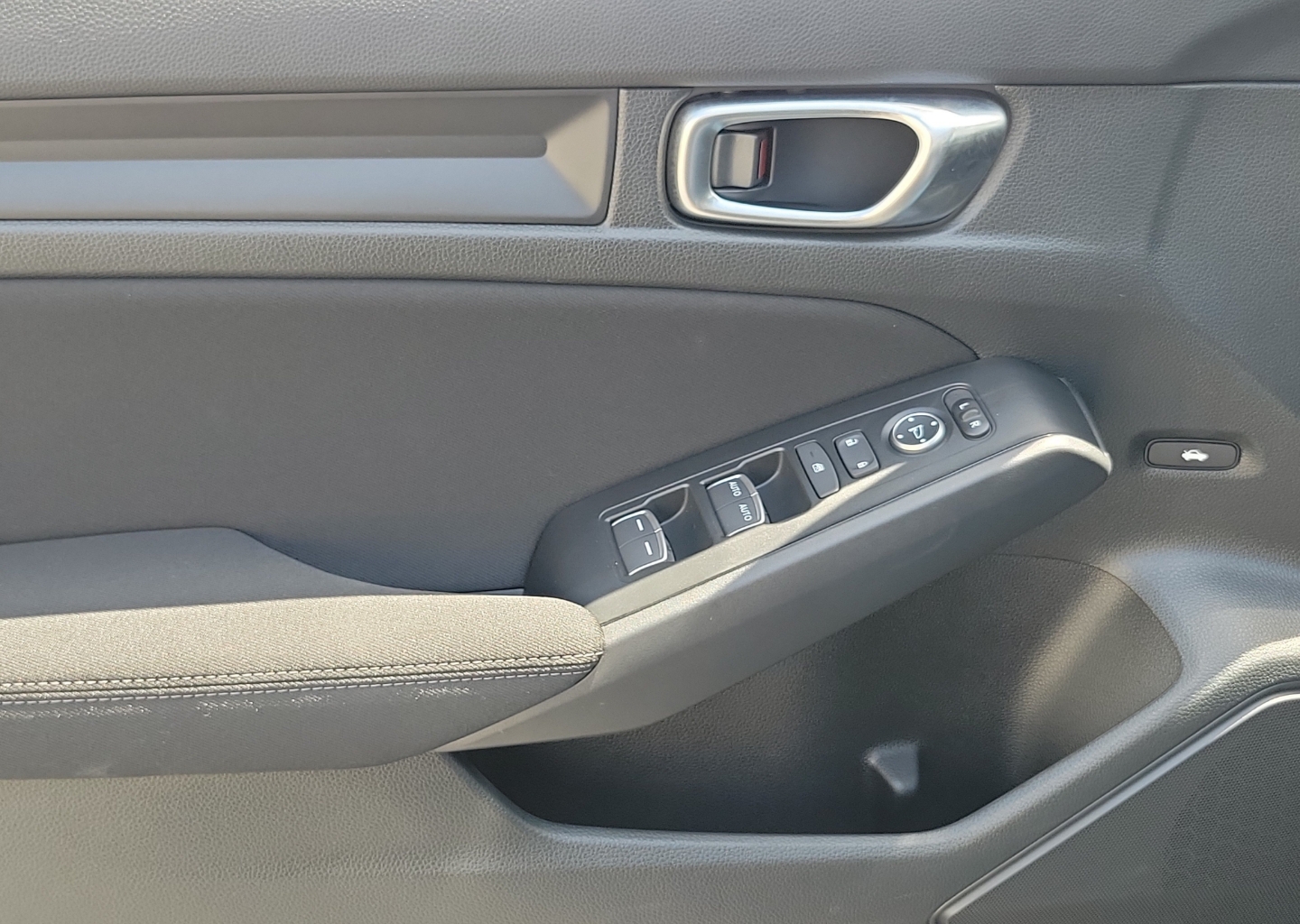 2026 Honda Civic LX - Photo 19