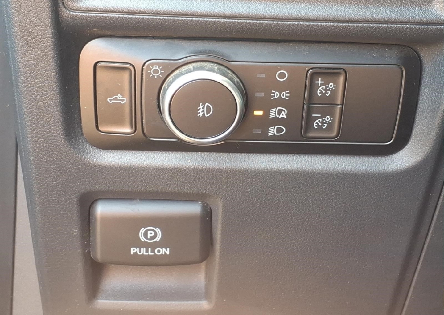 2024 Ford F-150 STX - Photo 18