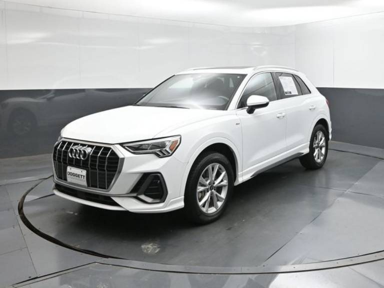 2025 Audi Q3 Premium