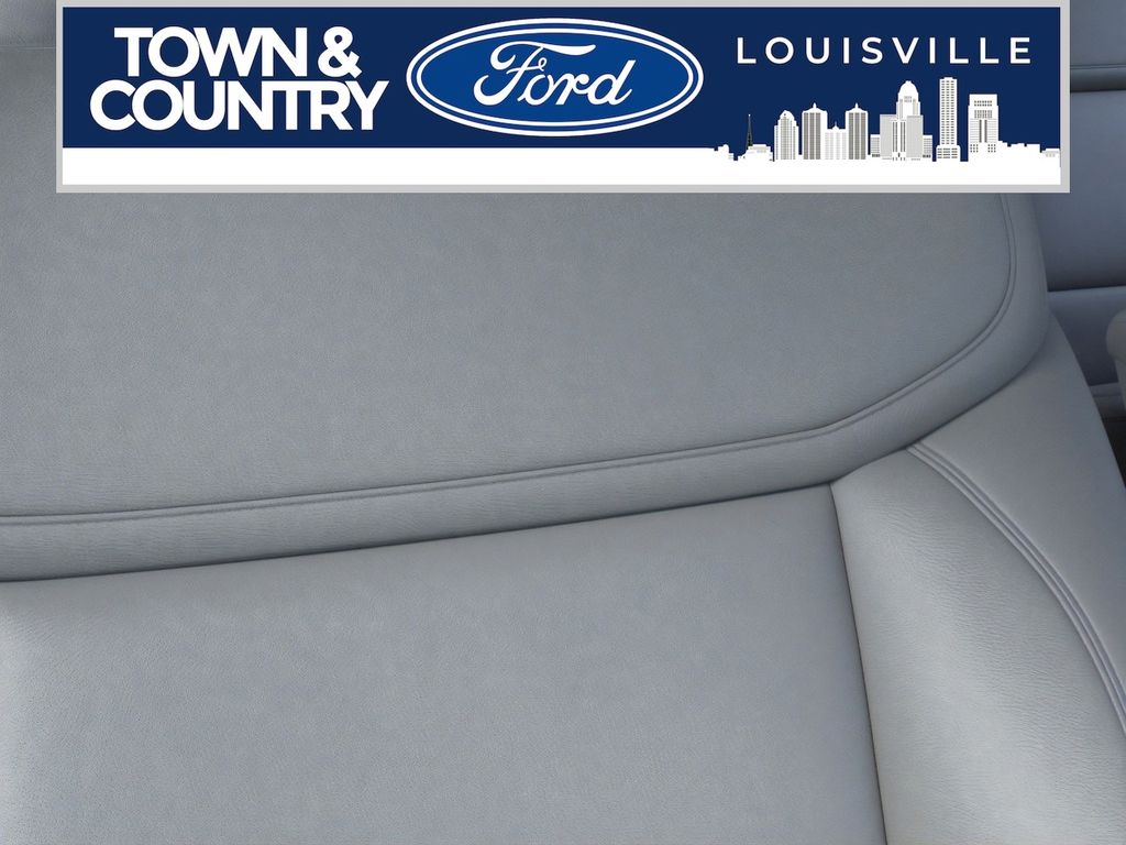 2026 Ford Expedition Active - Photo 16