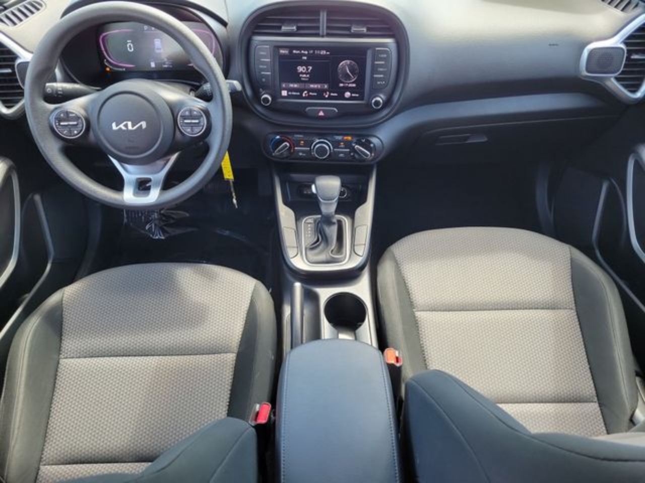 Photo 13
