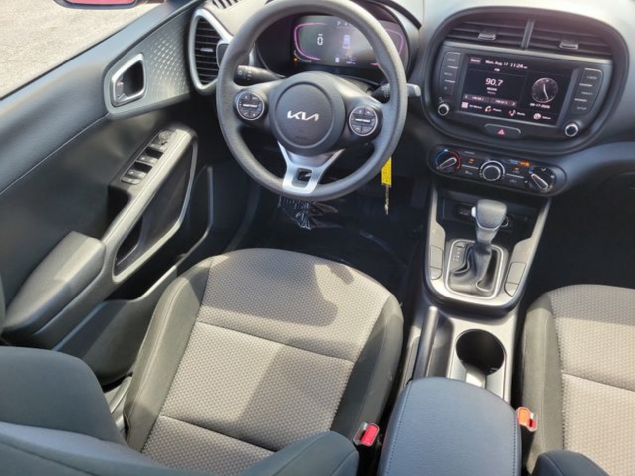Photo 14