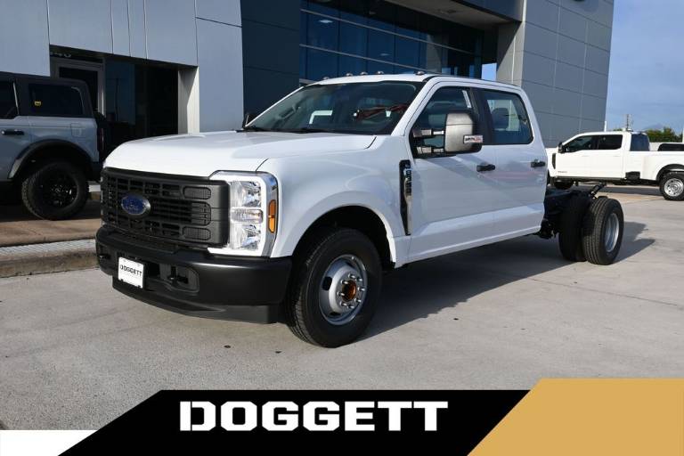 2026 Ford Super Duty F-350 DRW XL