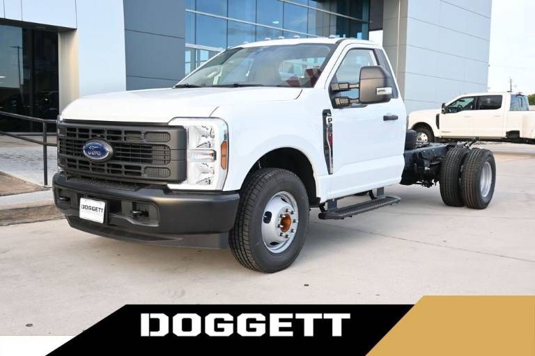 2026 Ford Super Duty F-350 DRW XL
