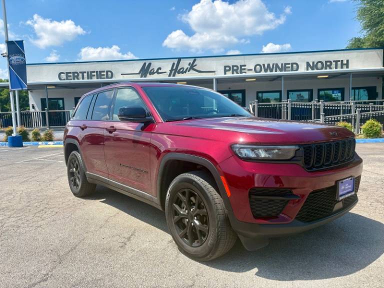 2024 Jeep Grand Cherokee Altitude