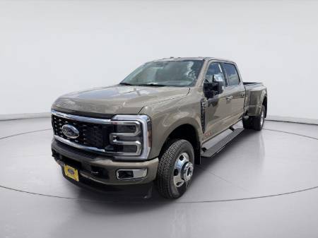2026 Ford Super Duty F-350 DRW Platinum