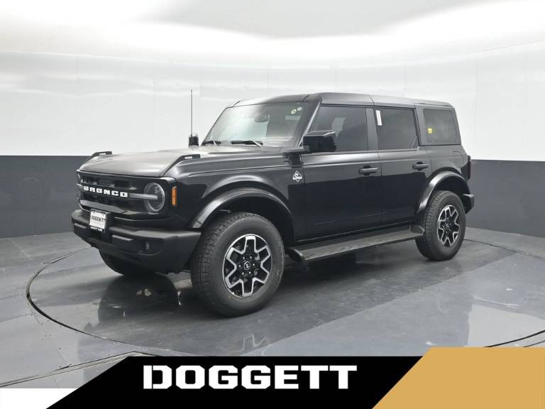 2026 Ford Bronco Outer Banks