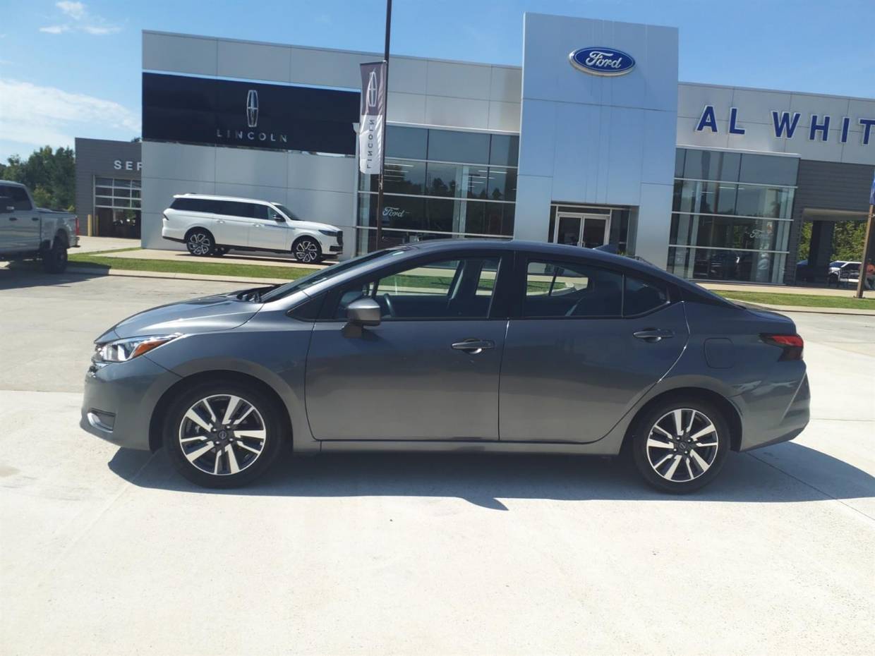 Used 2023 Nissan Versa Sedan SV with VIN 3N1CN8EV3PL858550 for sale in Manchester, TN