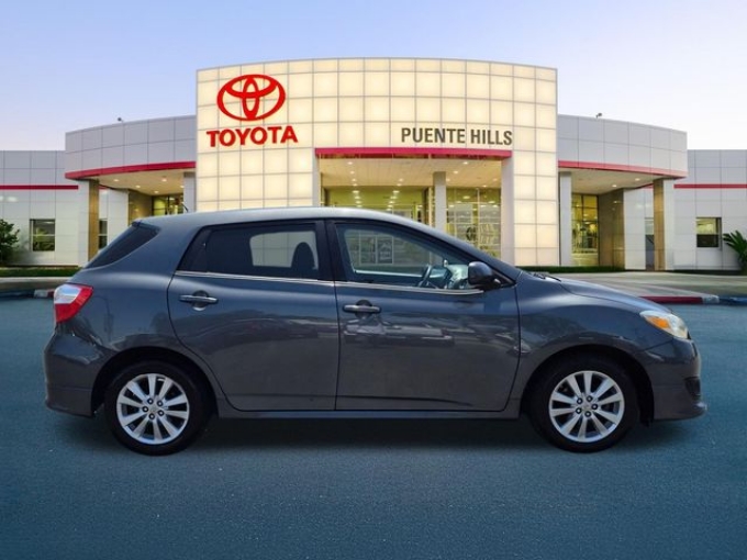 Used 2010 Toyota Matrix Base with VIN 2T1KU4EE0AC315137 for sale in City of Industry, CA