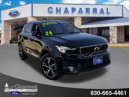 2024 Volvo XC40 B5 Core Bright Theme