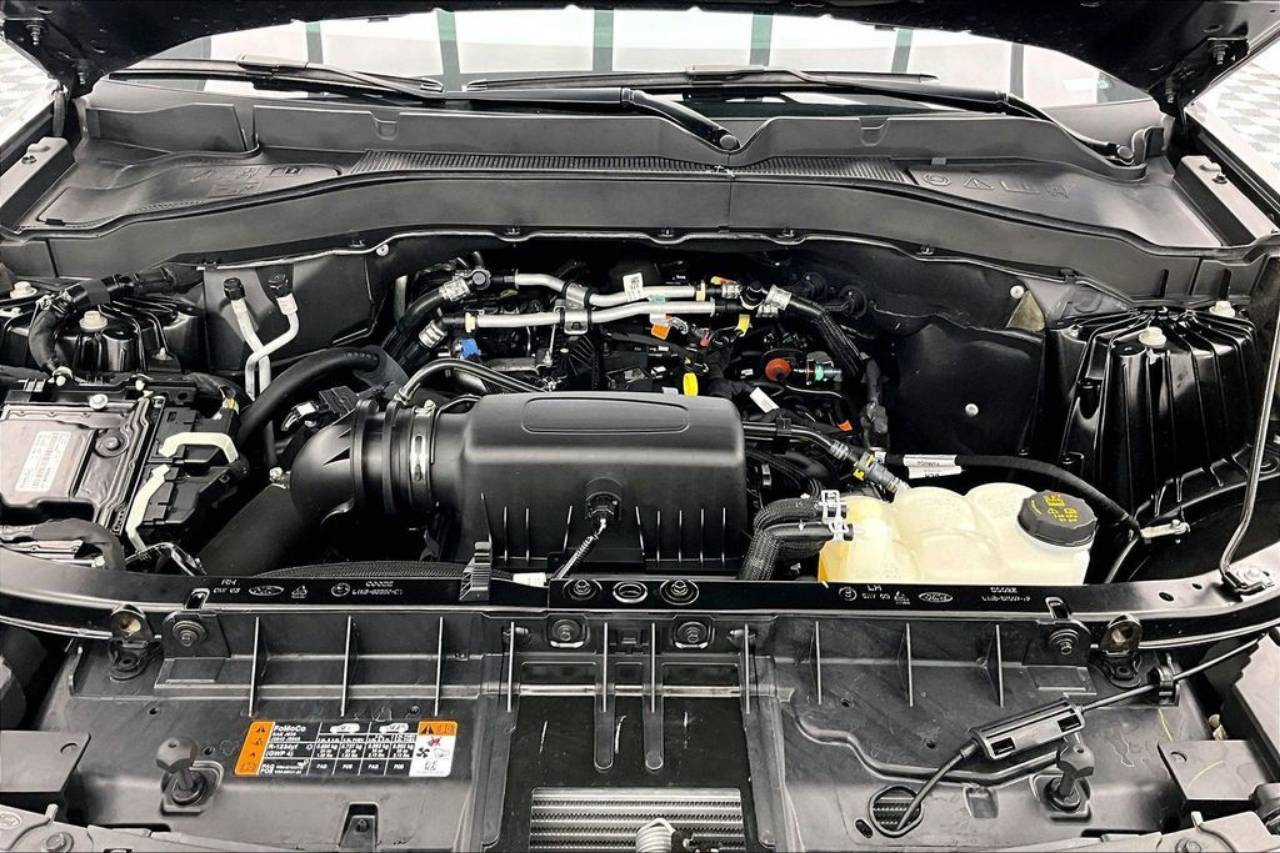 2024 Ford Explorer XLT - Photo 10