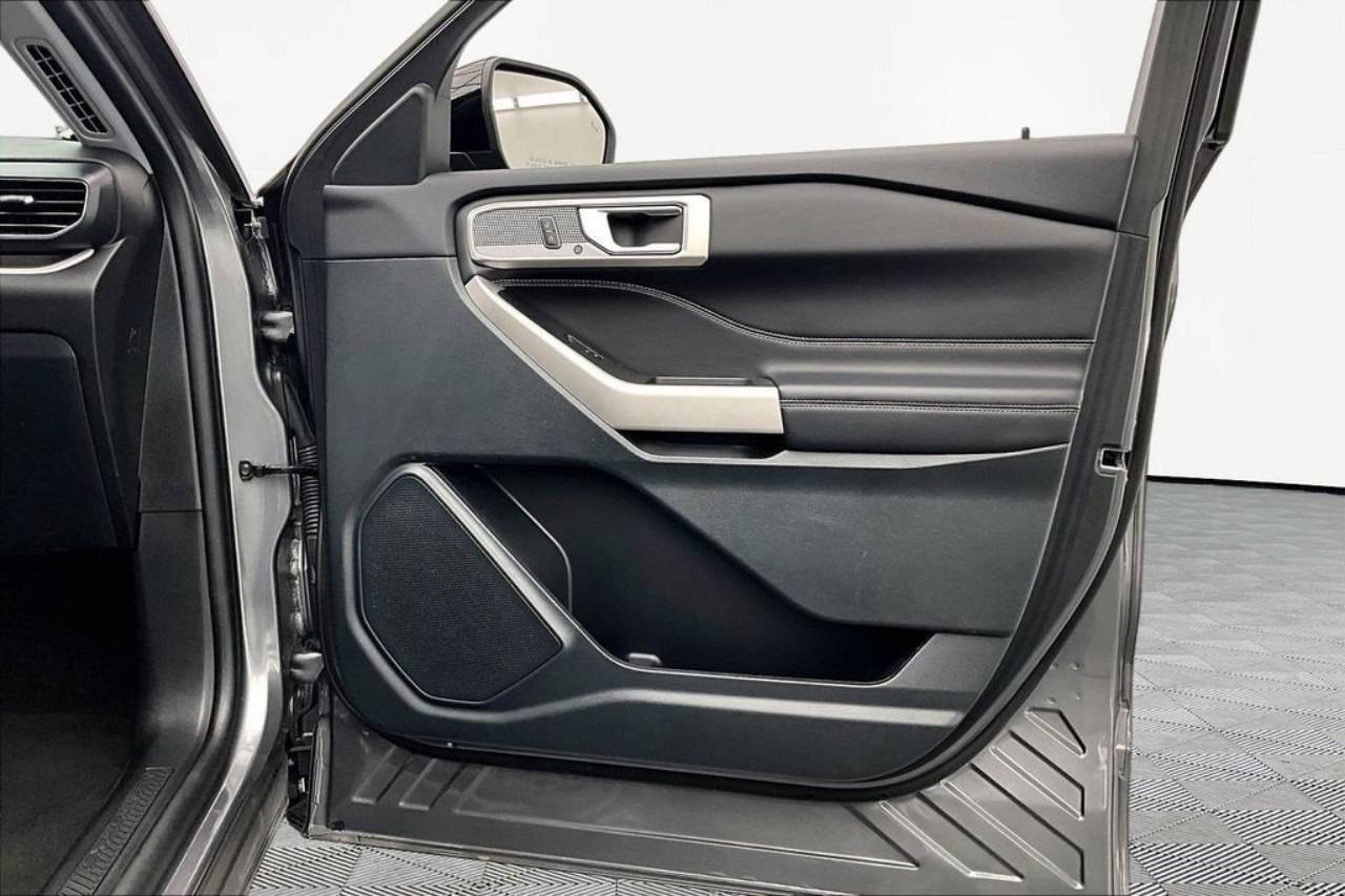 2024 Ford Explorer XLT - Photo 24